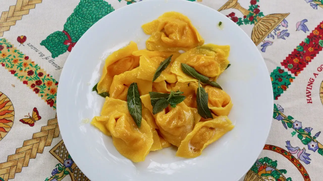 Cappellacci di Zucca with Butter and Sage Recipe